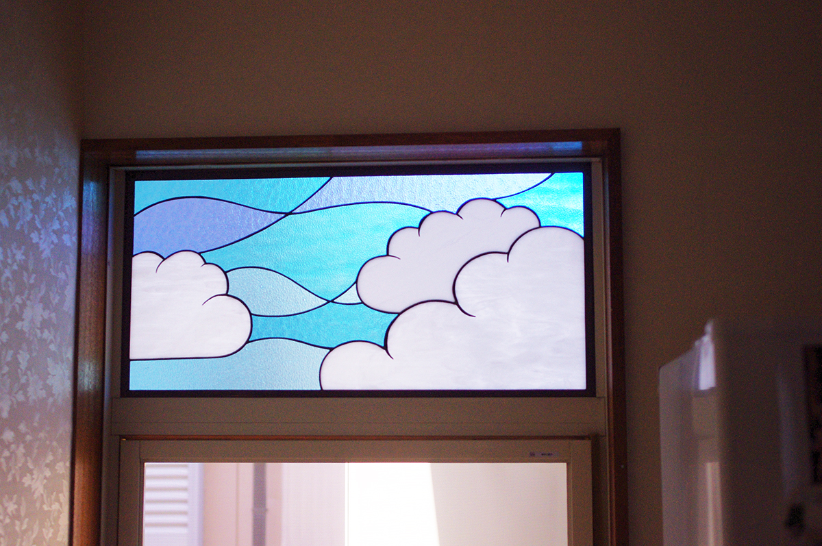 ステンドグラスパネル 雲 勝手口上窓 ステンドグラス工房オクノシオ
