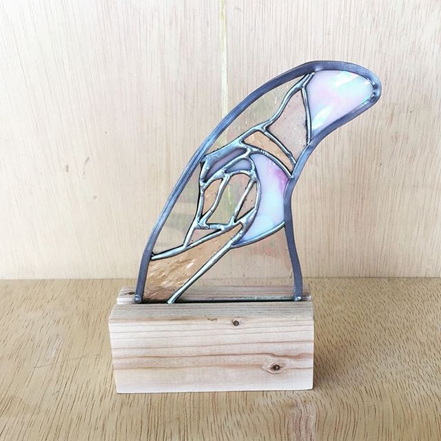 生徒さんの作品。小さなパネル。木の台も専用に作りました。