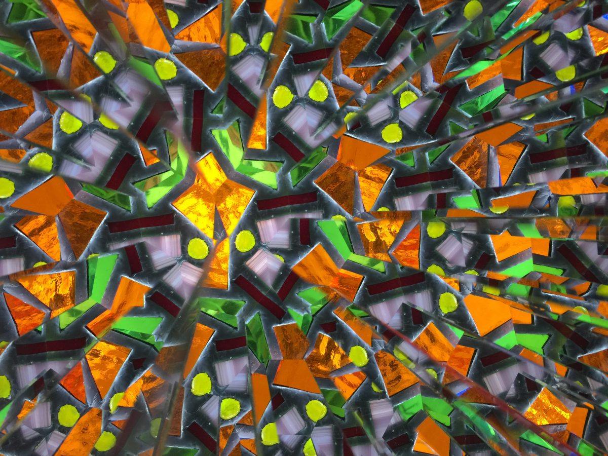 生徒さんの作品。六角形の万華鏡 | ステンドグラス工房オクノシオ