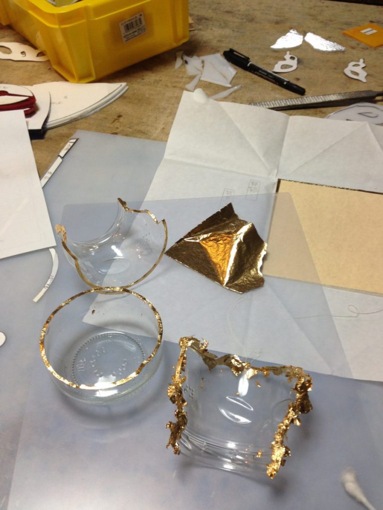 割れたガラスの金継ぎ | ステンドグラス工房オクノシオ