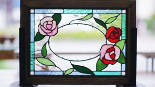 グラスアート 薔薇 ウェルカムボード ステンドグラスのウェルカムボード。バラ | ステンドグラス工房