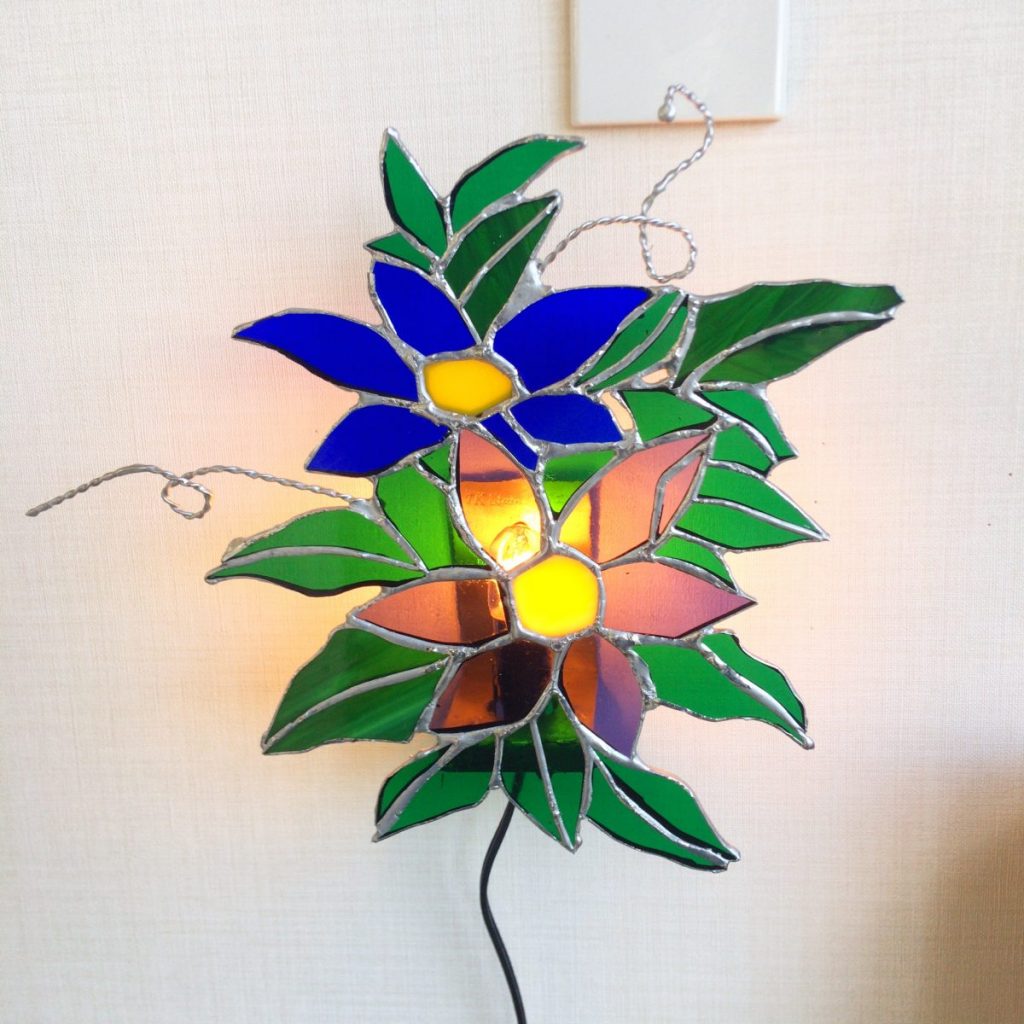 ステンドグラス パネルクレマチス クレマチスのステンド｜三井ホーム | 作家ブログ 小林一夫