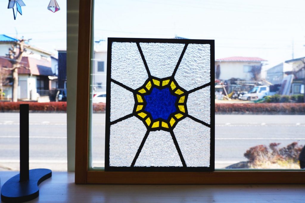 生徒さんの作品。ステンドグラスパネル | ステンドグラス工房オクノシオ