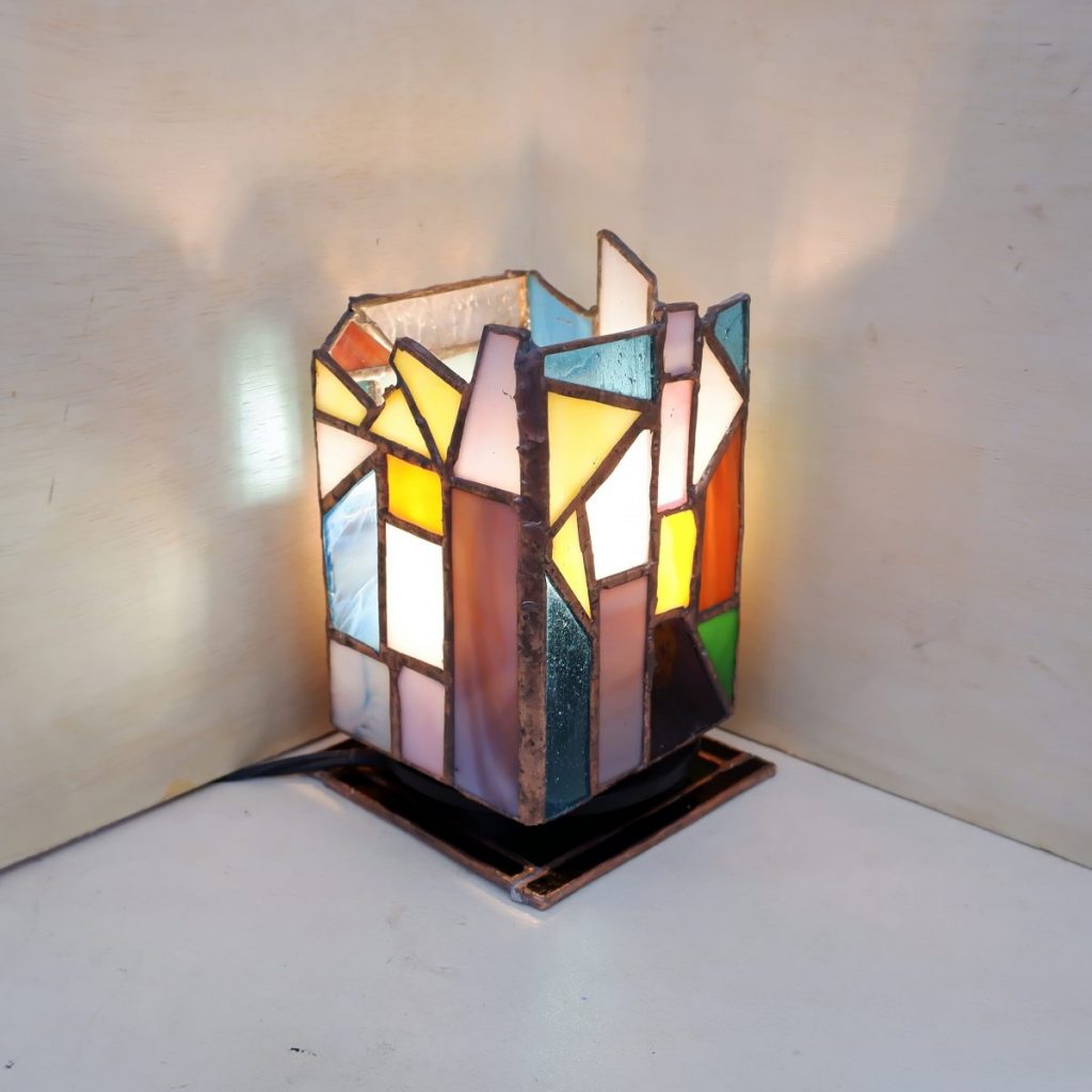 生徒さんの作品。ステンドグラスのキャンドルホルダー | ステンド